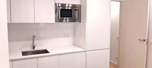 2 Schlafzimmer Penthouse in Ciutat Vella, Spain, Nr. 78935 8