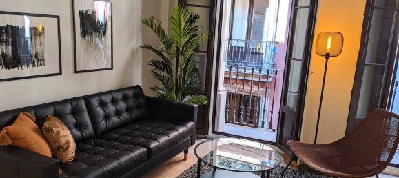 2 Schlafzimmer Penthouse in Ciutat Vella, Spain, Nr. 78935 5