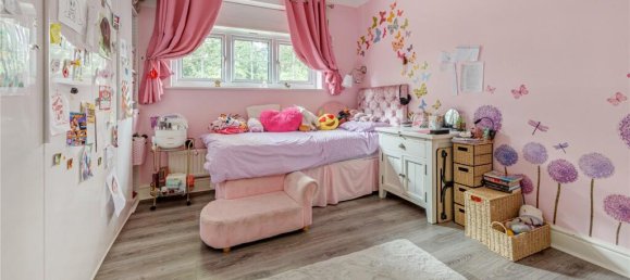 4 bedrooms House in Mill Hill, United Kingdom No. 6693 10