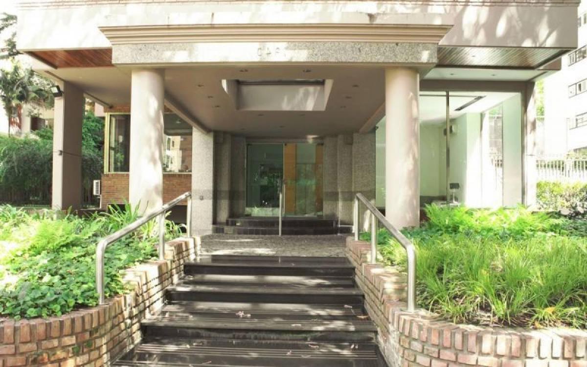 6 bedrooms Apartment in Buenos Aires, Argentina No. 69048