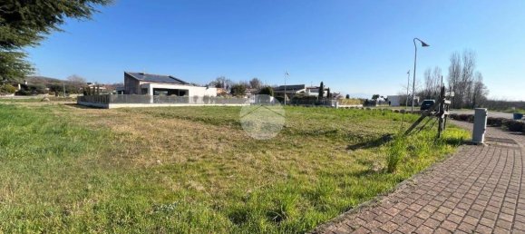 1000m² Land in Erbusco, Italy No. 152431 8