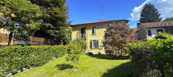 4 غرف نوم فيلا في Tradate, Italy رقم 374351 30