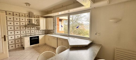 Villa de 4 dormitorios en Sainte-Ruffine, France No. 74875 6