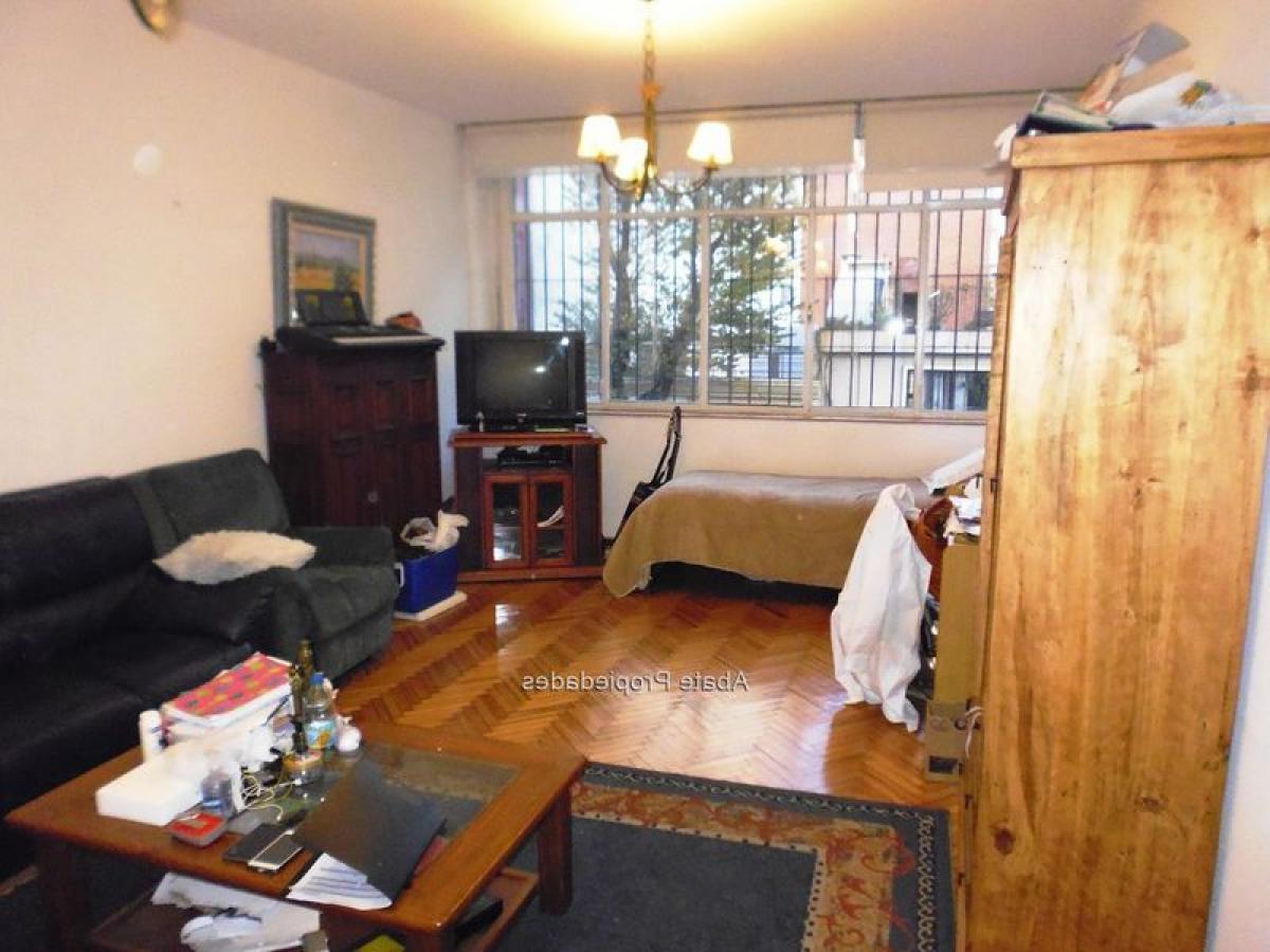 3 bedrooms Apartment in Montevideo, Uruguay No. 5285