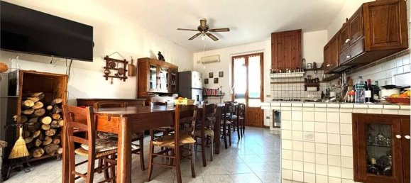 6-salle Maison à Vaiano, Italy No. 65035 2