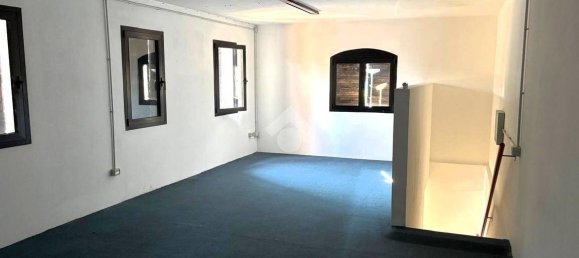 Офис 112м² в Спрезиано, Италия № 297608 10