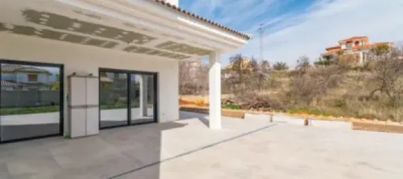 5 bedrooms House in Granada, Spain No. 174570 8