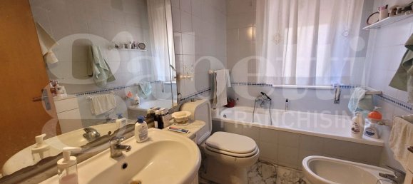 3 bedrooms Villa in Syracuse, Italy No. 242855 5