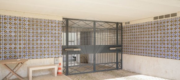 Propriété commerciale à Oeiras, Portugal 116m² No. 43659 16