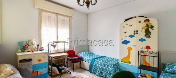 2 bedrooms Apartment in Carpi, Italy No. 280551 9