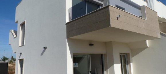 2 bedrooms Bungalow in Pilar de la Horadada, Spain No. 14326 2