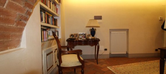 5غرفة شقة في Siena, Italy رقم 67984 19