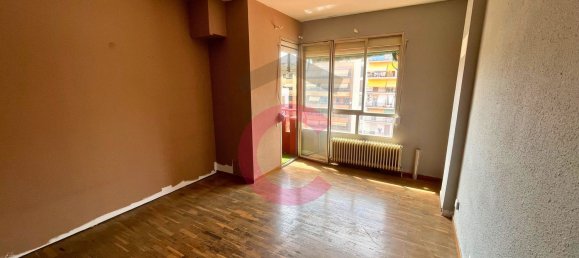 3 bedrooms Apartment in Sants-Montjuic, Spain No. 159017 2