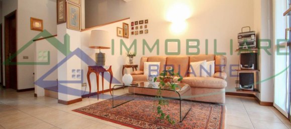 3 bedrooms House in Casorate Sempione, Italy No. 314950 7