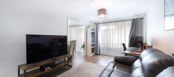 3 bedrooms Commercial property in Surbiton, United Kingdom No. 9957 3