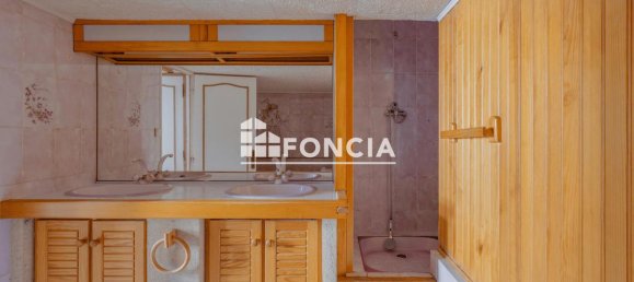 Apartamento de 2 dormitorios en Lyon, France No. 287533 5