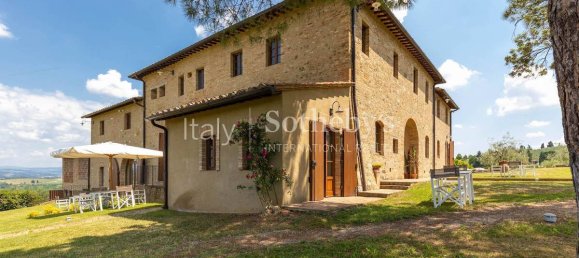 21 bedroom House in San Gimignano, Italy No. 191774 32