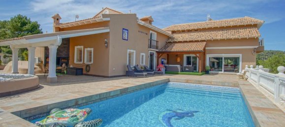 Villa de 8 dormitorios en La Nucia, Spain No. 12893 3