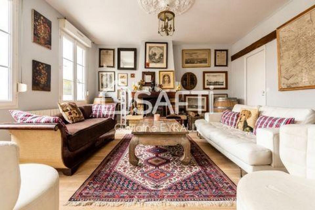 4 bedrooms House in Soissons, France No. 6913