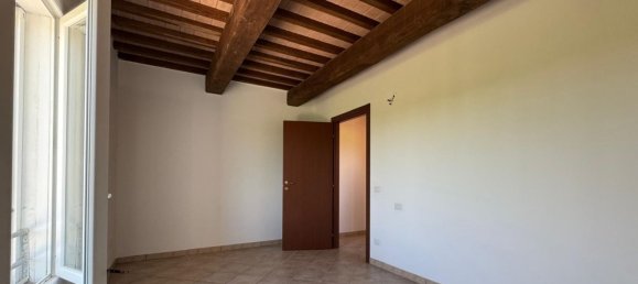5 rooms House in Finale Emilia, Italy No. 38472 25