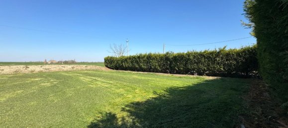 5 rooms House in Finale Emilia, Italy No. 38472 34