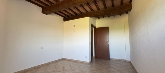 5 rooms House in Finale Emilia, Italy No. 38472 19
