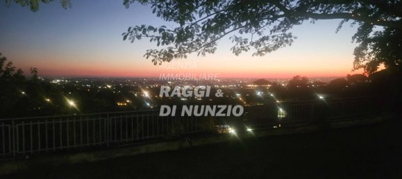 Villa de 4 dormitorios en Grottaferrata, Italy No. 351822 48