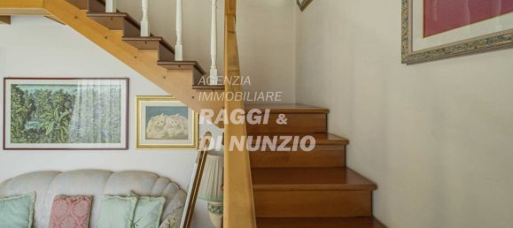 Villa de 4 dormitorios en Grottaferrata, Italy No. 351822 23