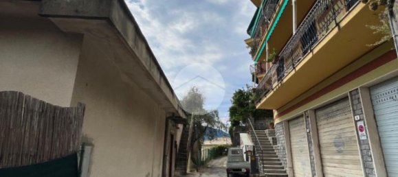 2 Schlafzimmer Wohnung in Recco, Italy, Nr. 305629 3