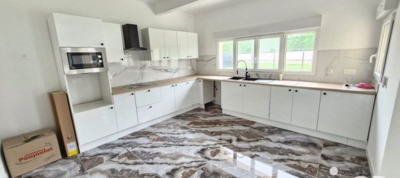 3 bedrooms House in Corquilleroy, France No. 156153 9