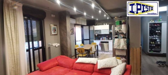 Apartamento de 3 dormitorios en Taranto, Italy No. 156395 5