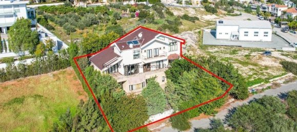 4 bedrooms Villa in Mouttagiaka, Cyprus No. 21926 3