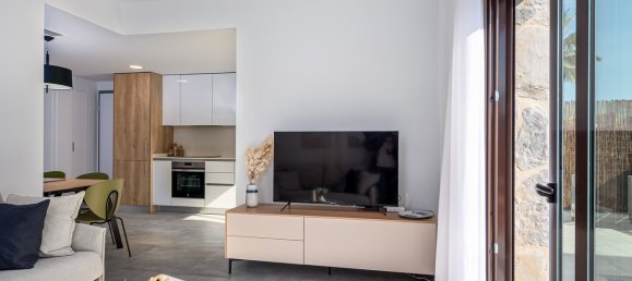 3 bedrooms Villa in Villamartin, Spain No. 10471 6