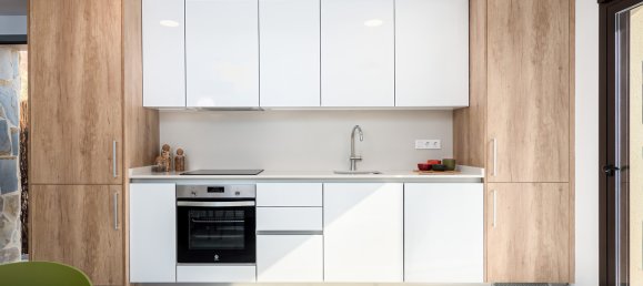 3 bedrooms Villa in Villamartin, Spain No. 10471 9