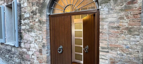 2 rooms Apartment in Perugia, Italy No. 278535 9