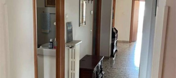 3 bedrooms Apartment in Verona, Italy No. 265281 6