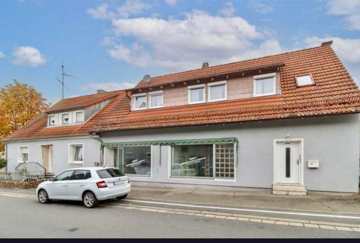 Коммерческая недвижимость 140м² в Эрланген-Хёхштадт, Германия № 321246