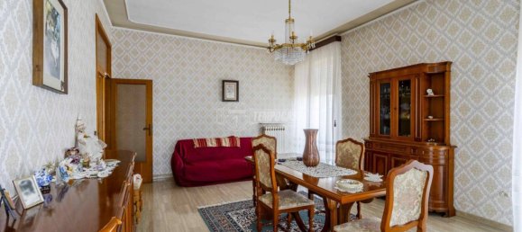 Apartamento de 4 dormitorios en Macerata, Italy No. 109772 4