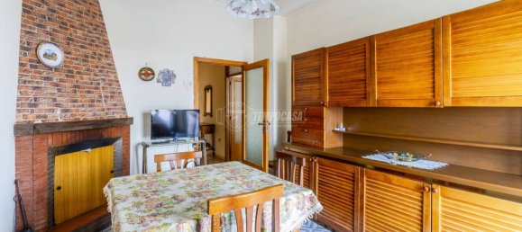 Apartamento de 4 dormitorios en Macerata, Italy No. 109772 7