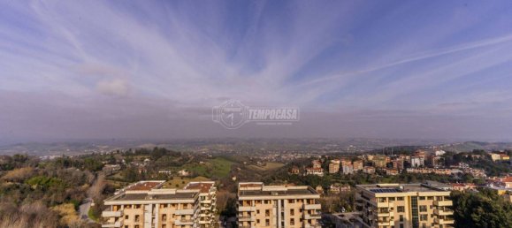 Apartamento de 4 dormitorios en Macerata, Italy No. 109772 17