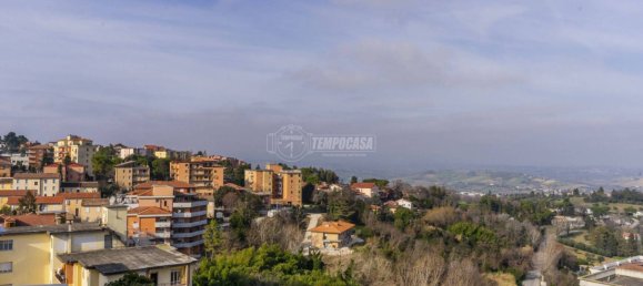 Apartamento de 4 dormitorios en Macerata, Italy No. 109772 21