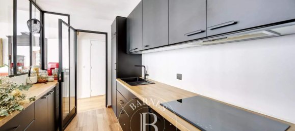 2 chambres Appartement à Versailles, France No. 150164 8