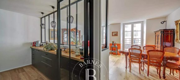 2 chambres Appartement à Versailles, France No. 150164 2