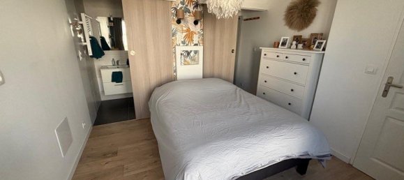 Casa de 3 dormitorios en Saint-Georges-de-Reneins, France No. 335296 3