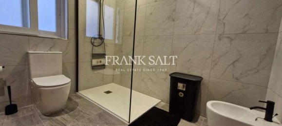 2 غرف نوم طابقين في Tarxien, Malta رقم 8141 9