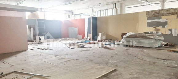 Almacén de 5 habitaciónes en Treia, Italy No. 185796 5