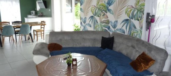 3 Schlafzimmer Haus in Mayenne, France, Nr. 295279 7