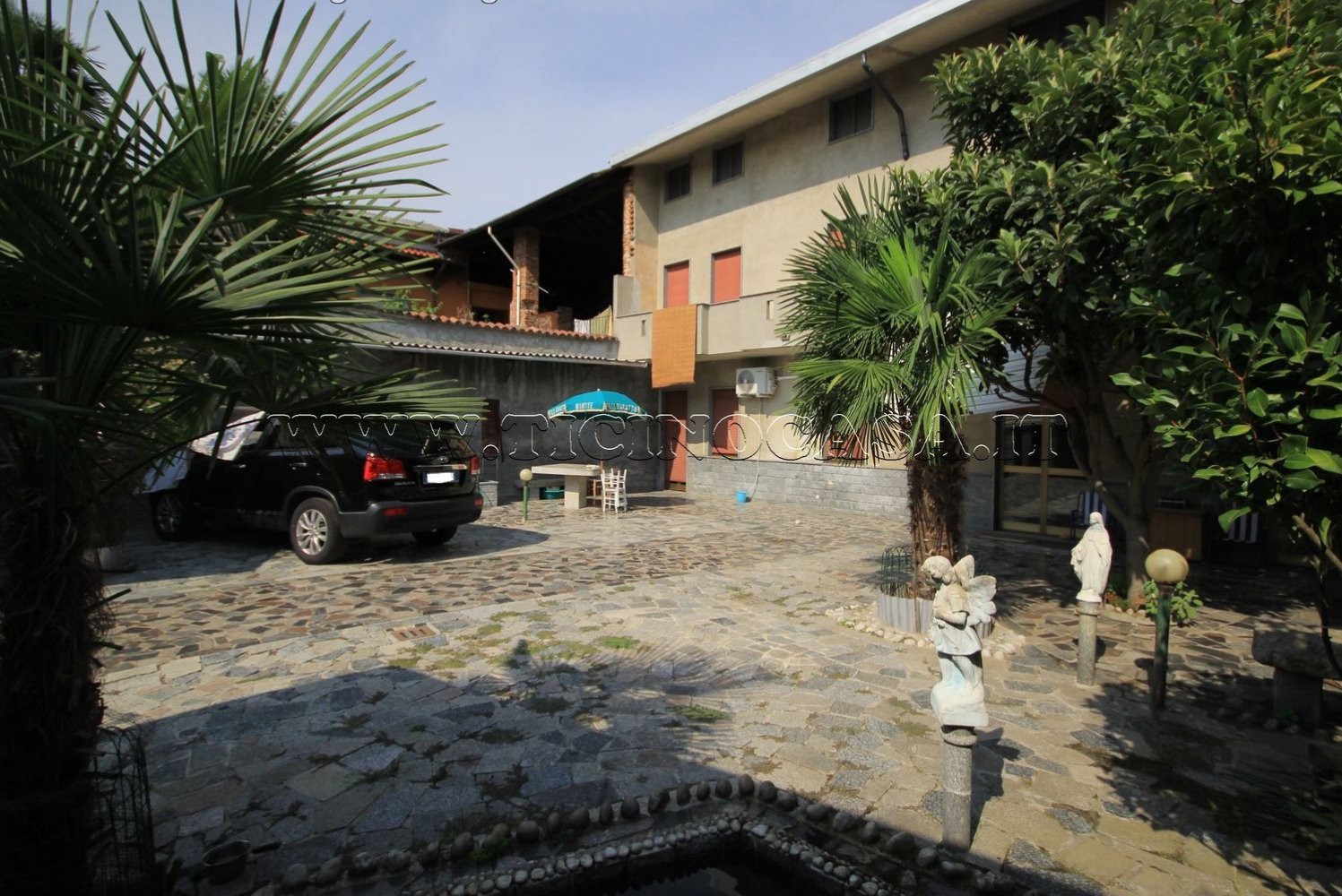 6-Zimmer Haus in Trecate, Italy, Nr. 5007