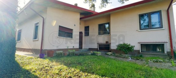 5 rooms House in Vicenza, Italy No. 143615 2