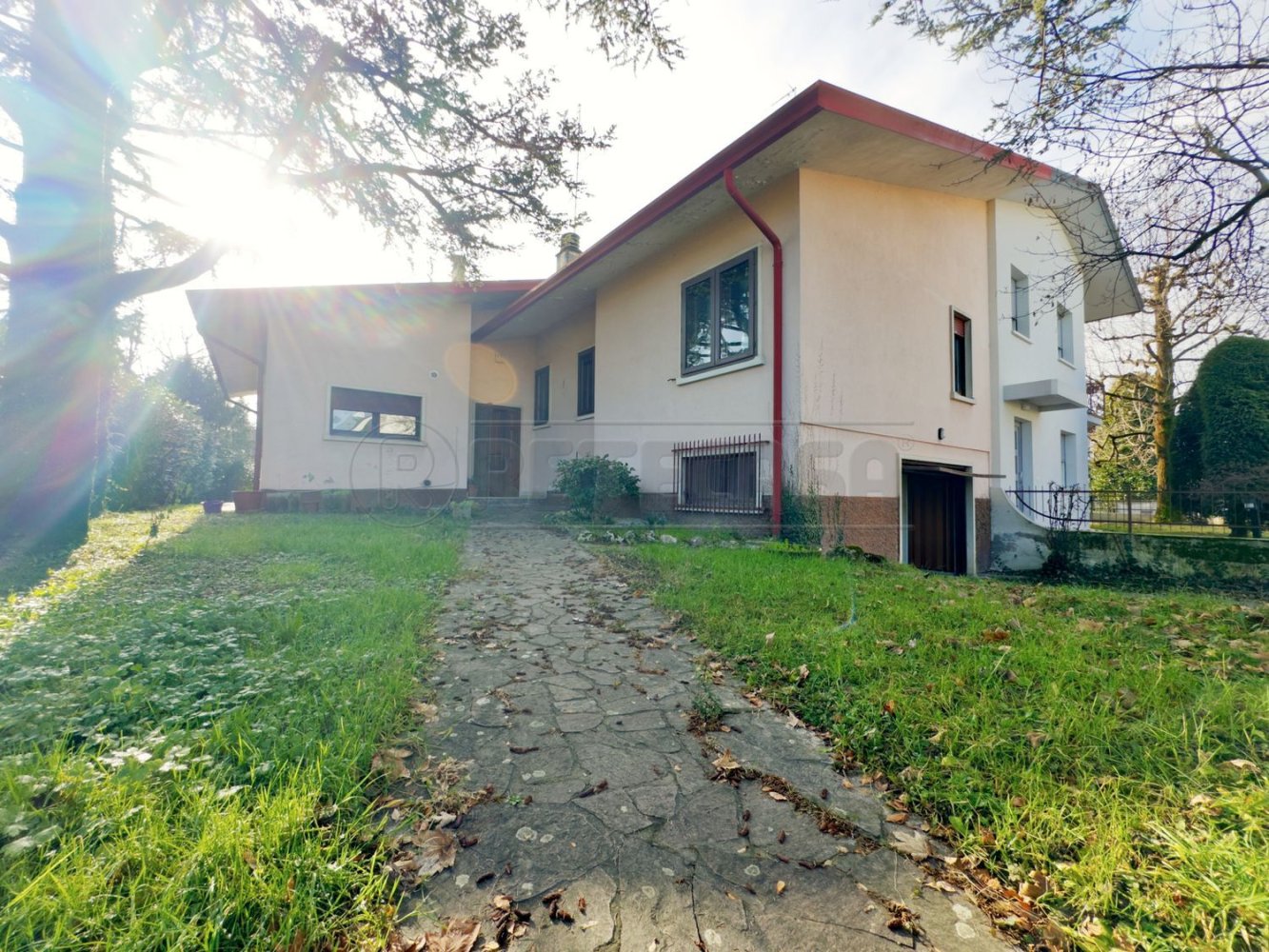 5 rooms House in Vicenza, Italy No. 143615